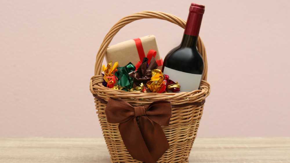Wine gift basket