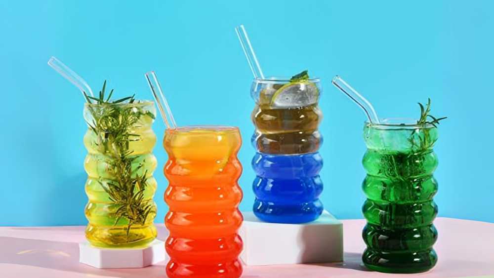 Wavy iced coffee or juice glass