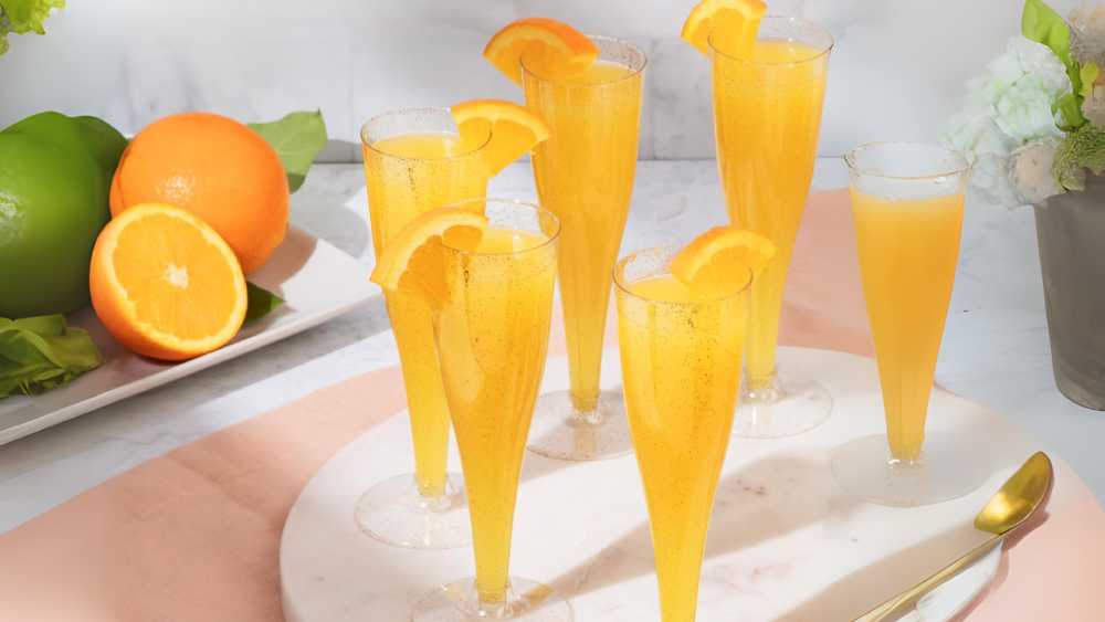 Disposable champagne flutes