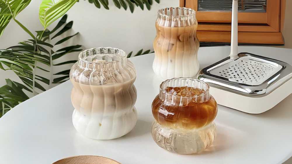 Wavy creative glass