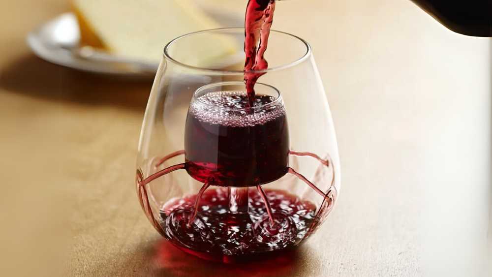 Stemless wine glass odd shape