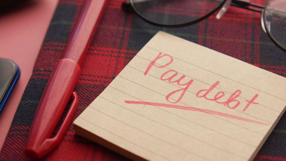 Pay your debt Guide to Saving Money