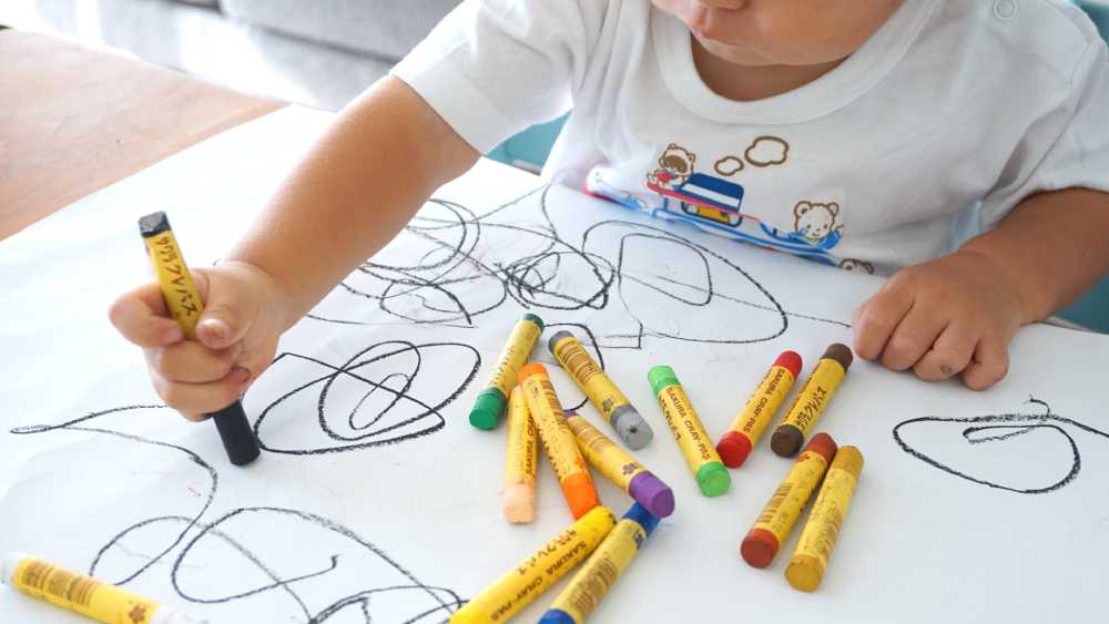 Kids hand drawn wrapper Creative Gift Wrapping Ideas
