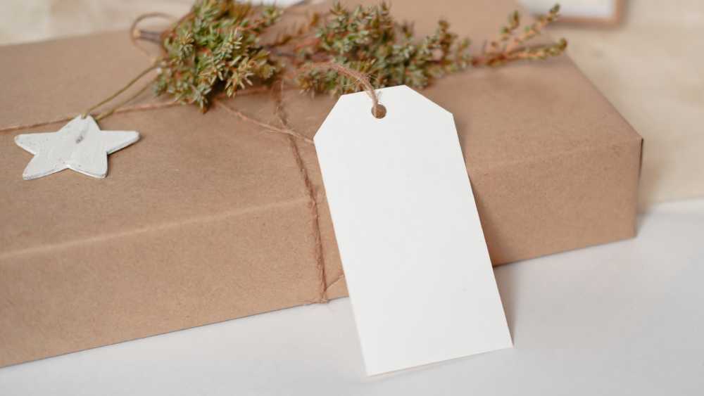 Gift wrap with custom tag
