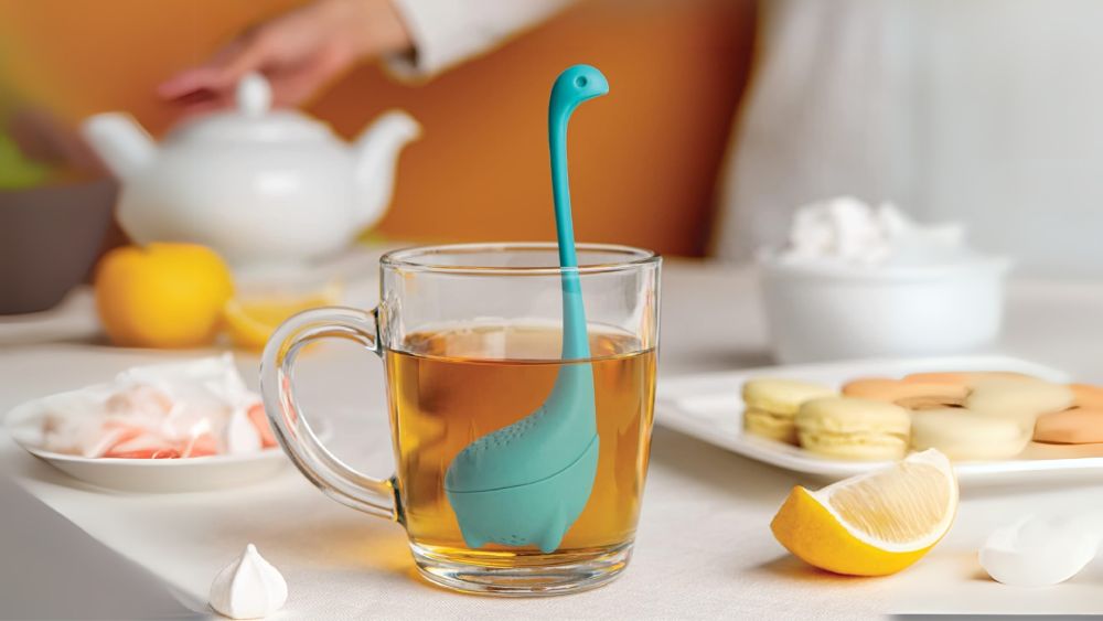 Tea infuser dinosaur design