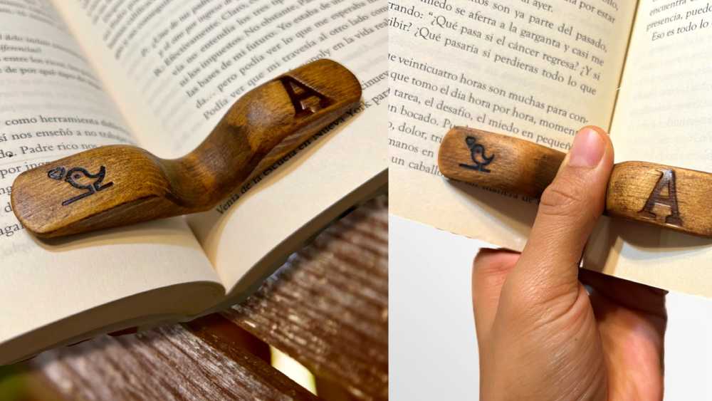 Personalized Thumb Page Holder