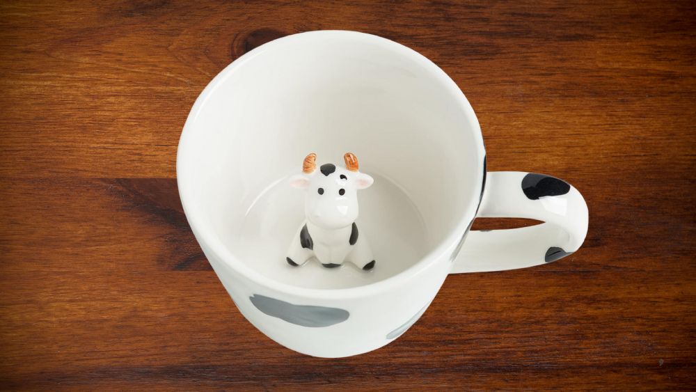 Hidden animal mug surprise mug