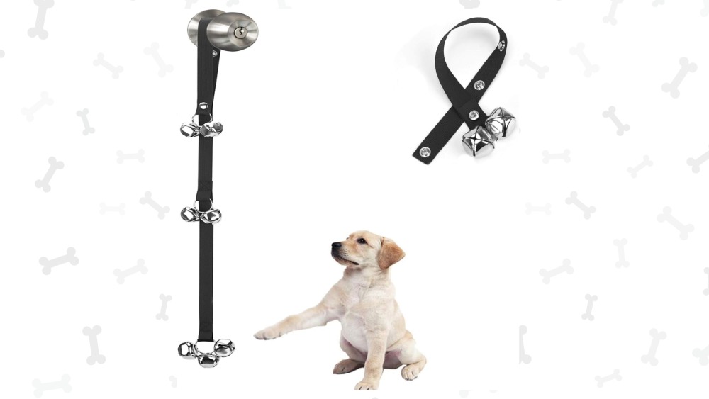 Dog doorknob bell for training