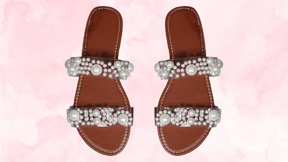 Double strap with pearls sandals