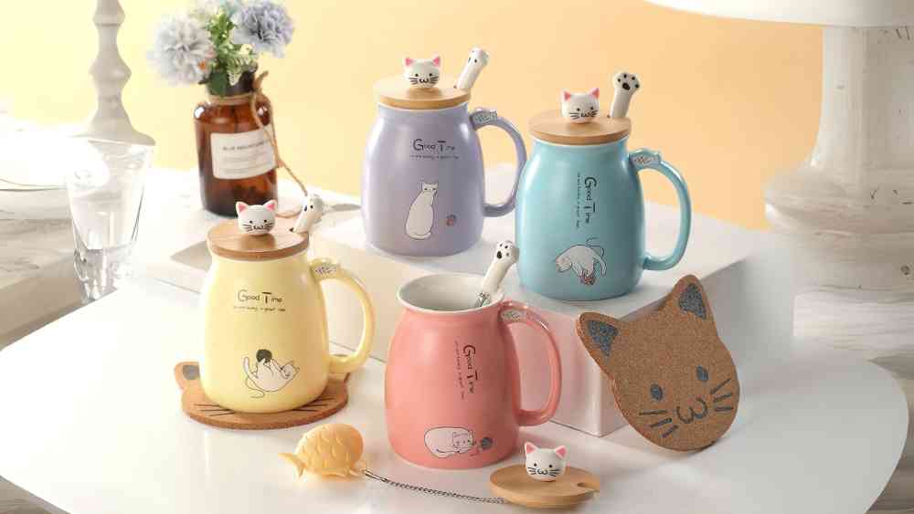 Tea Cup with Infuser Gift Ideas for Tea Lovers
