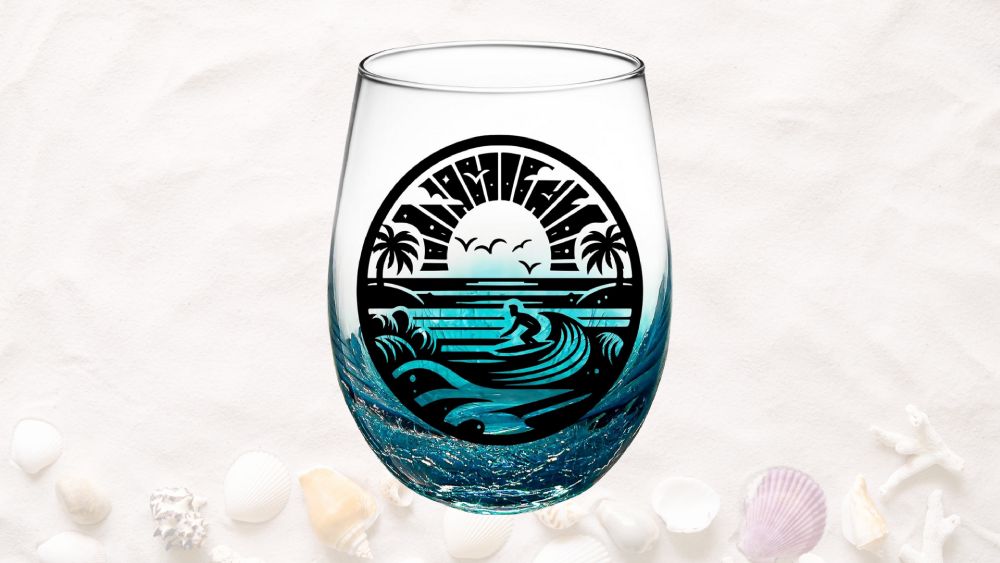 Beach inspired wine glass