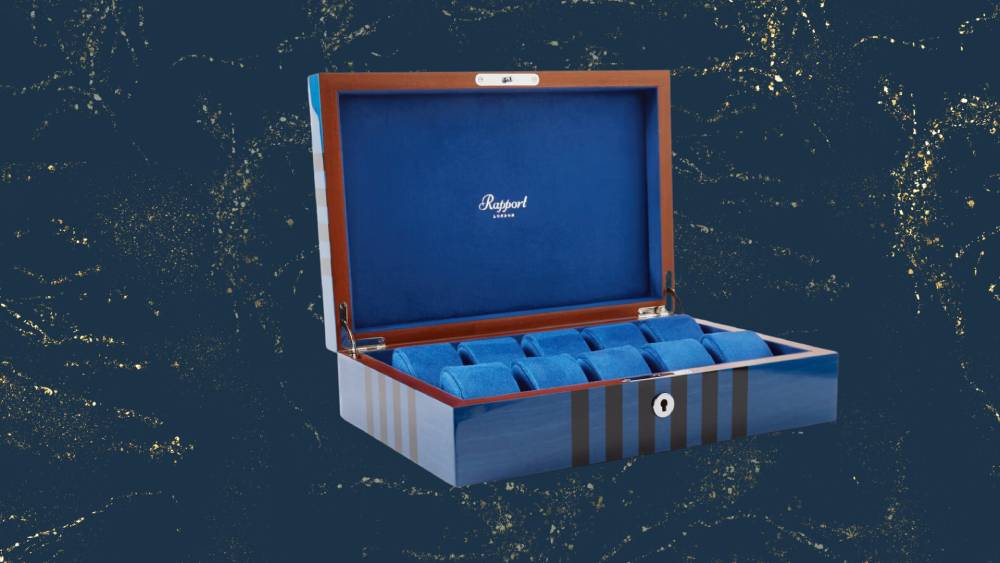 Elegant watch box