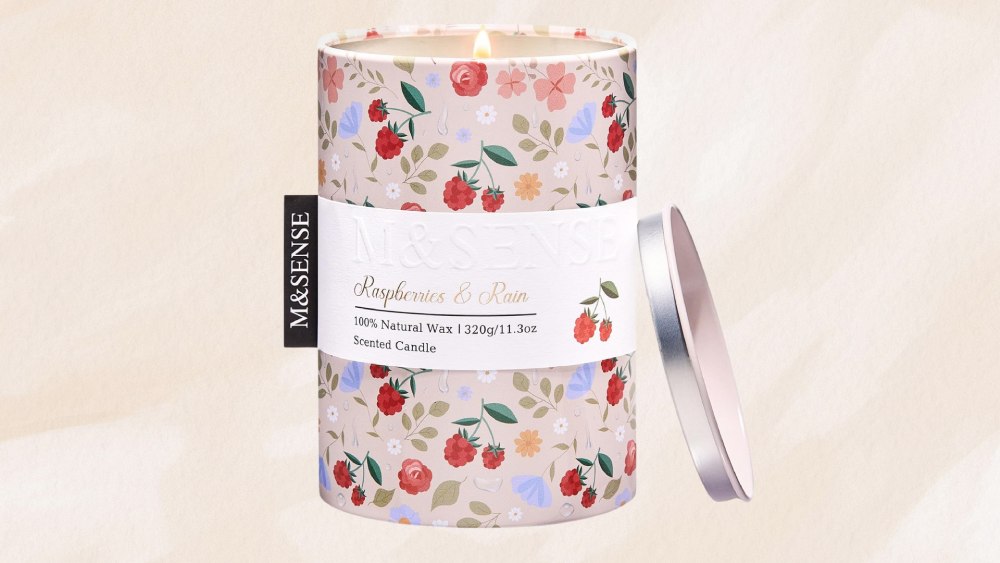 Raspberries Rain Scented Candle