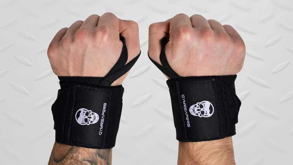 Supportive weightlifting wrist wraps for stability