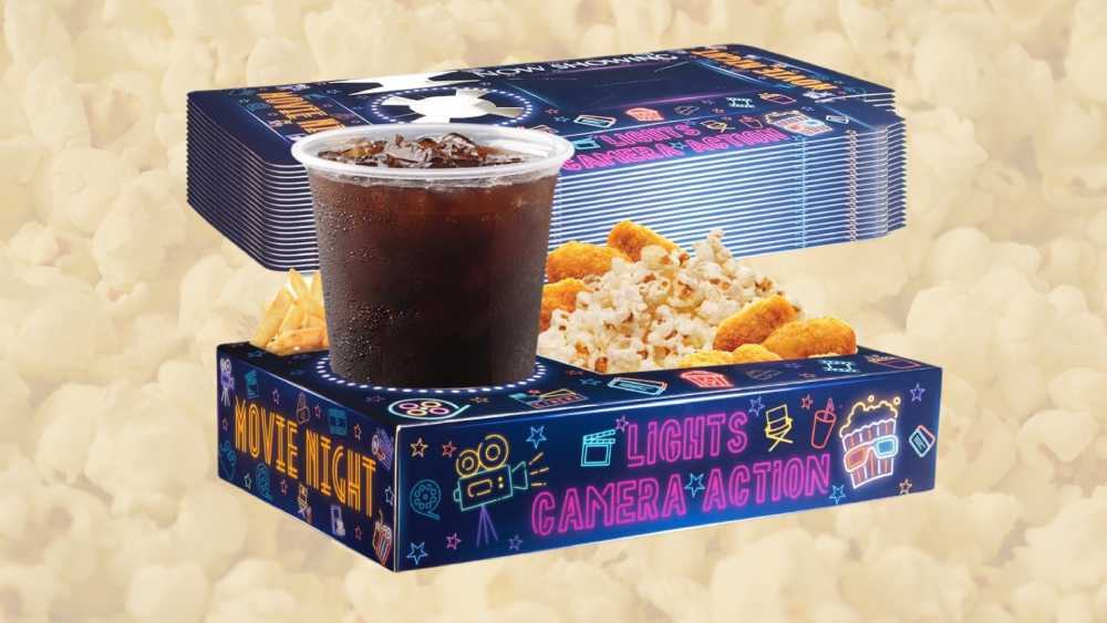 Disposable paper snack serving trays