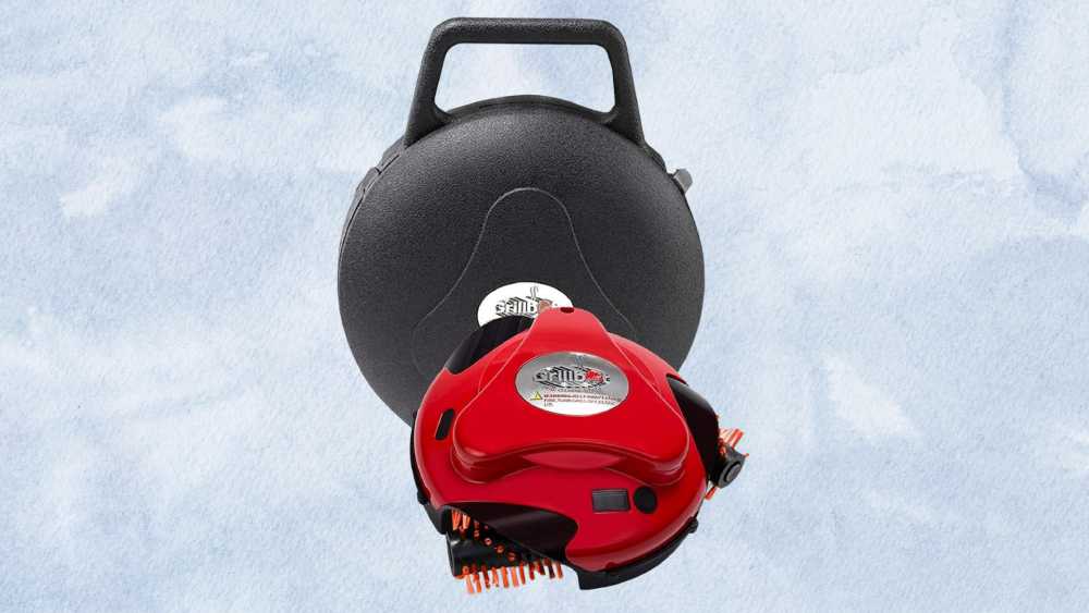 Automatic grill cleaning robot device