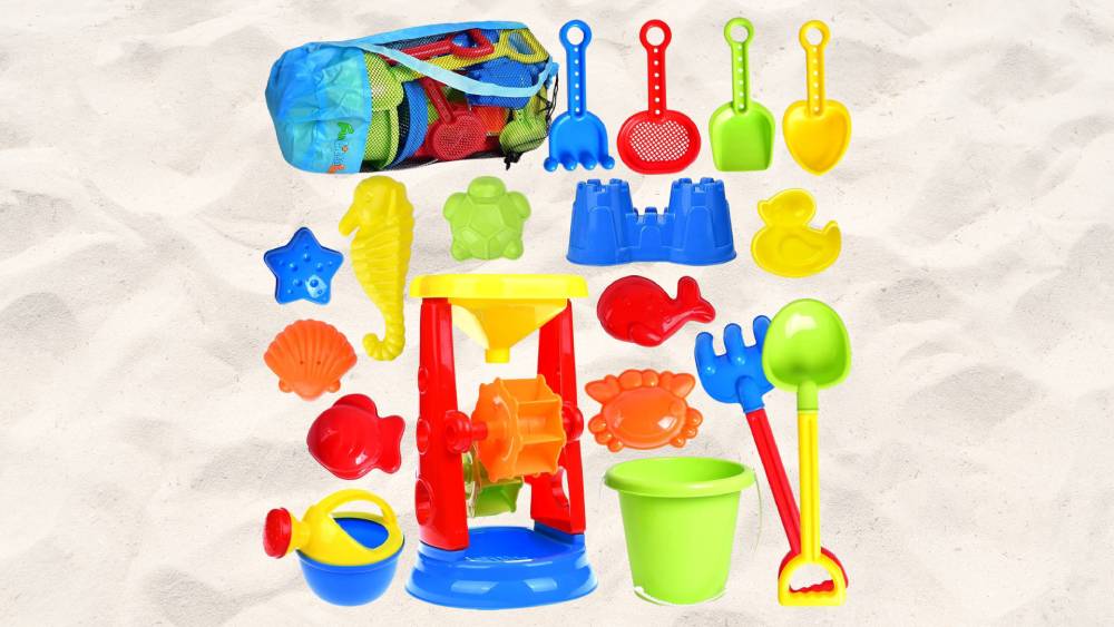 Colorful 19 piece sand set