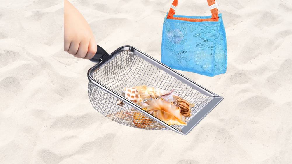 Shovel and mesh beach bag