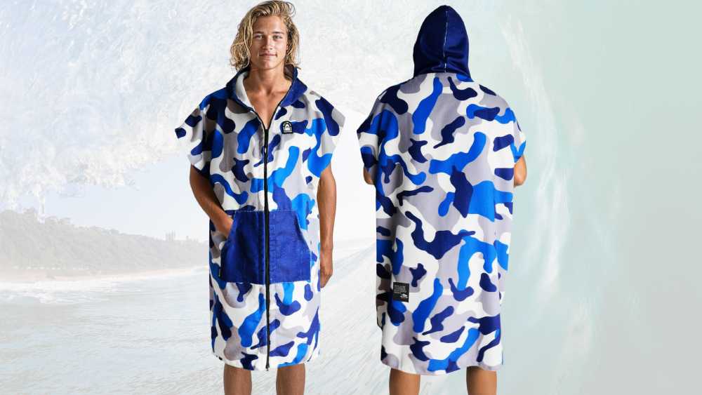 Poncho changing robe