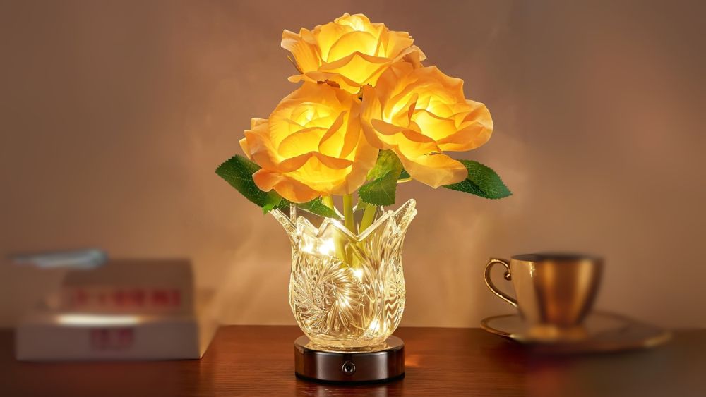 Dimmable rose flower lamp for ambiance