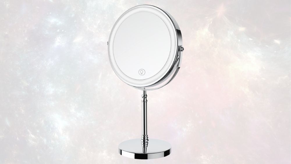 LED mirror for makeup and selfies